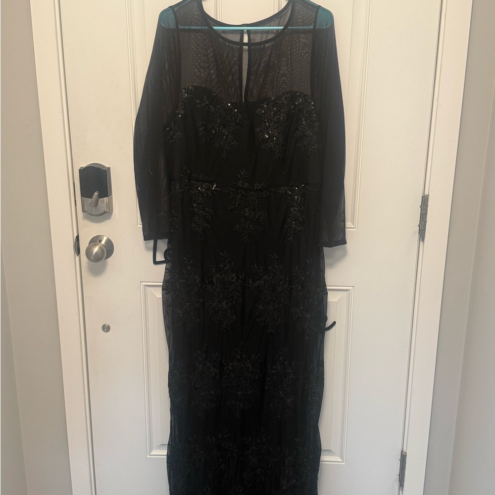 Torrid Black Sheer Lace Long Sleeve Dress